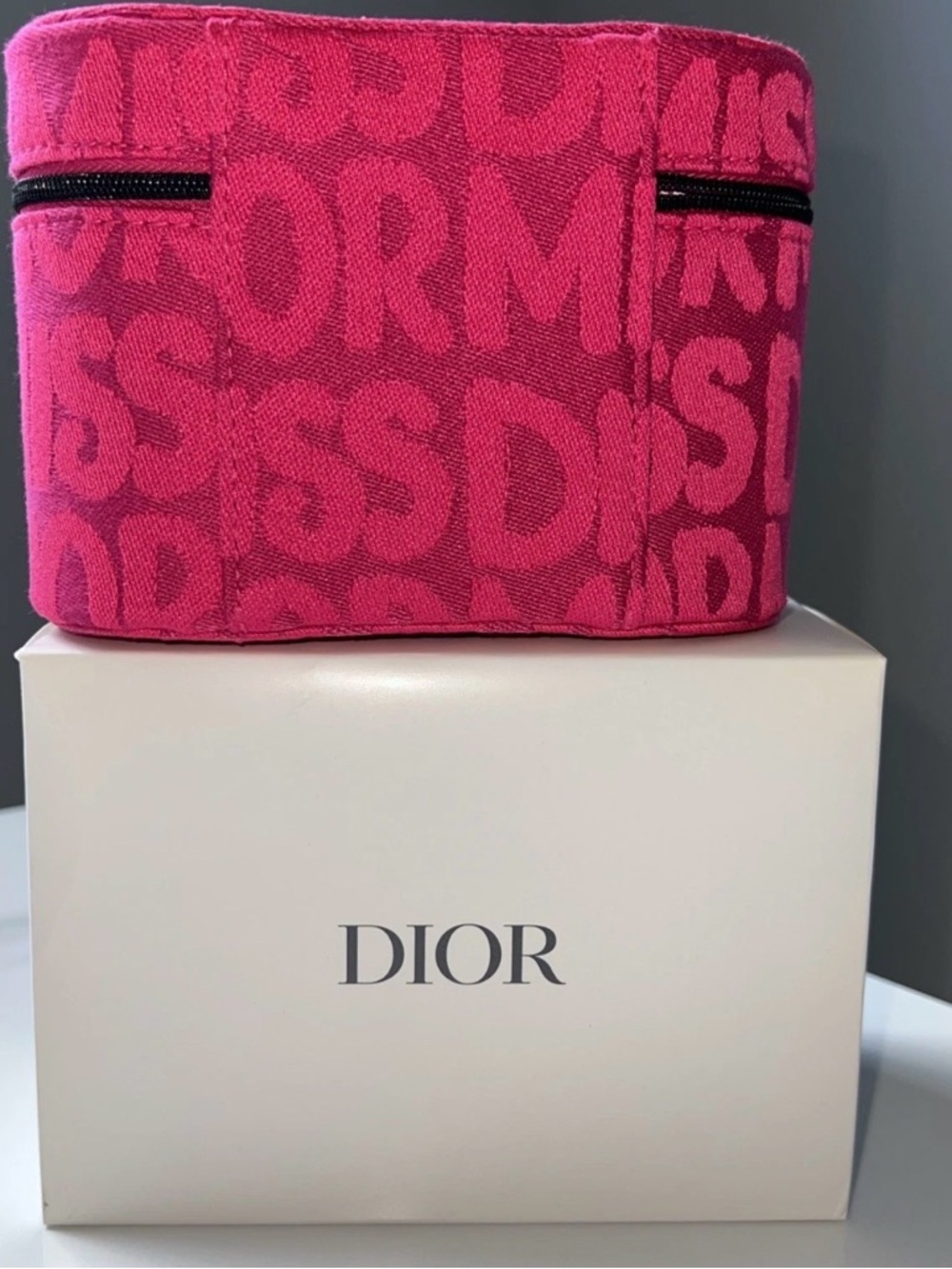 Miss Dior Mini Makeup Vanity Case Pink New in Box AMAZING🌸 - Picture 5 of 9
